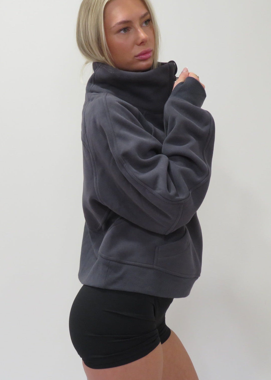 Hoodies/Sweatshirts